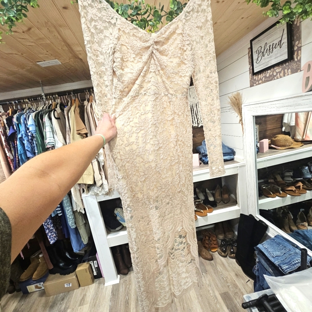 STUNNING Lace And Embroidered Dress